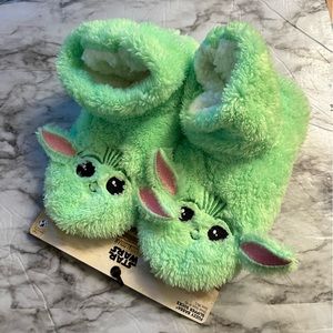 New with tag baby yoda Star Wars slippers